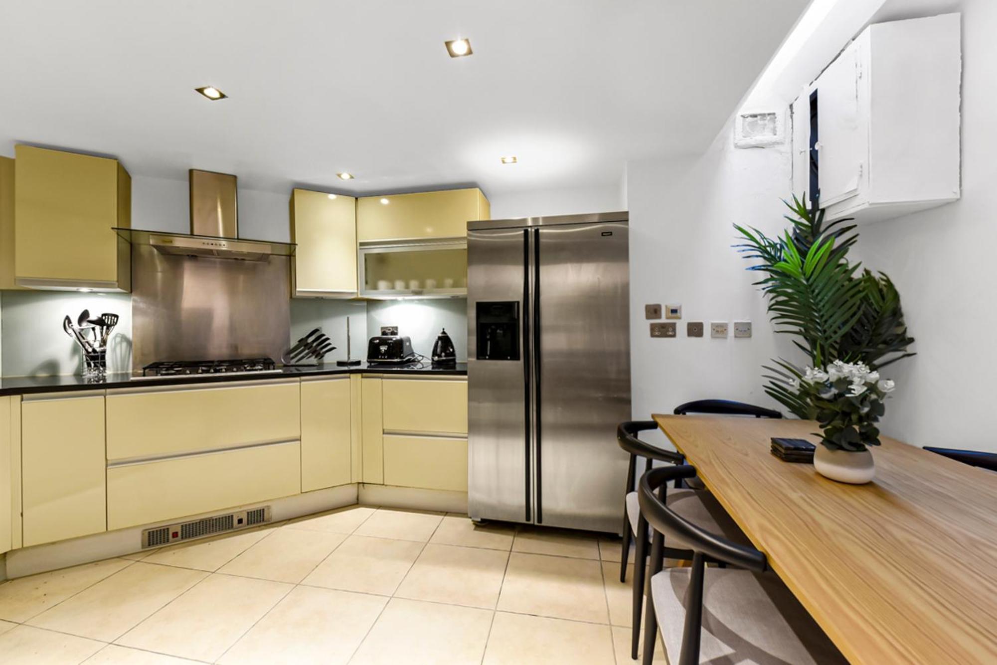 Piccadilly House! Villa London Bagian luar foto