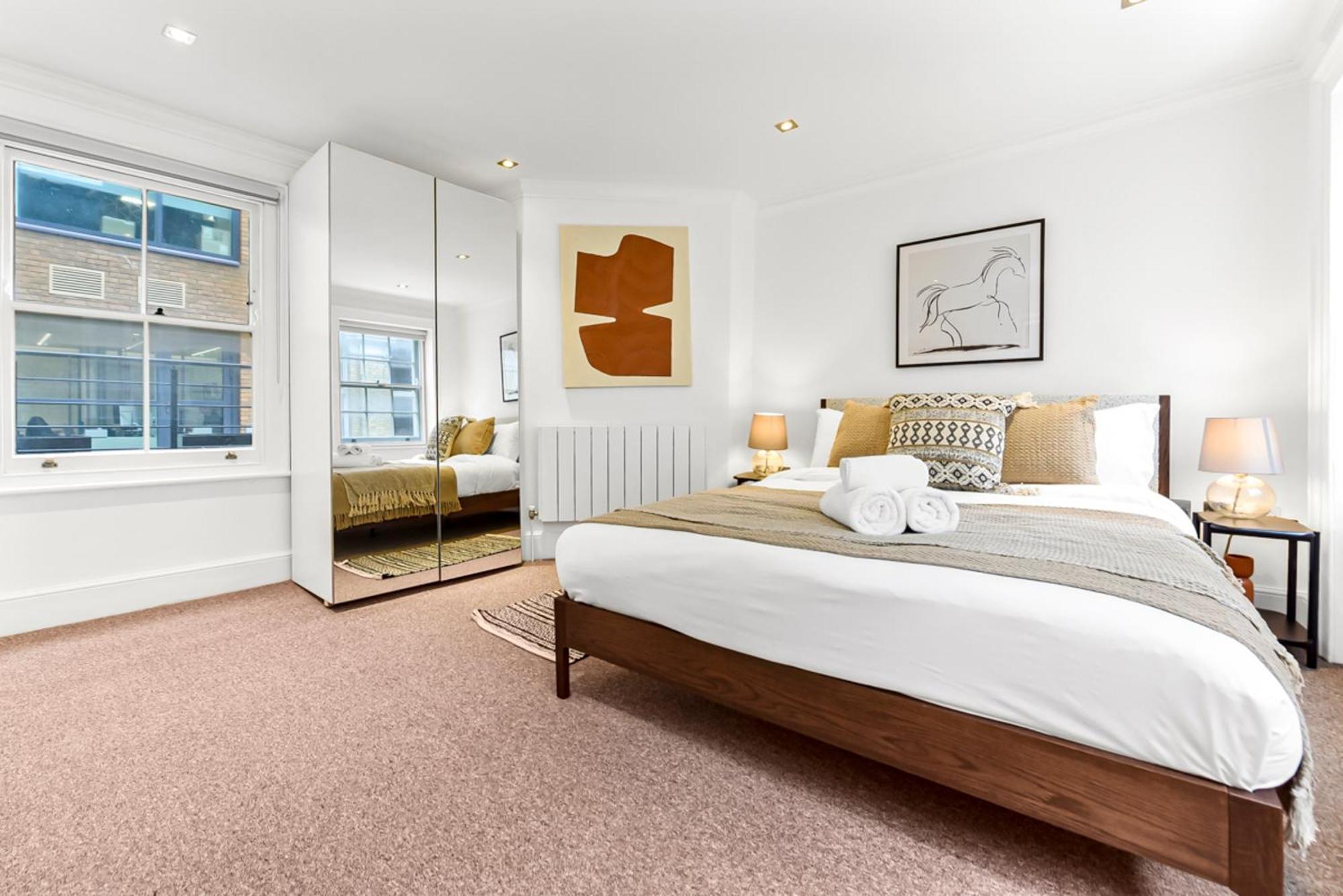 Piccadilly House! Villa London Bagian luar foto