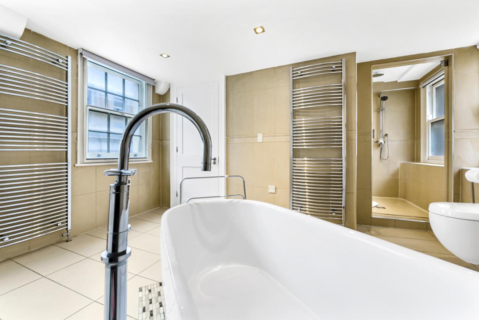 Piccadilly House! Villa London Bagian luar foto